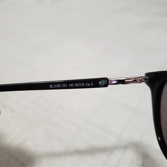Balmain BL2100 Black Sunglasses Gold Trim display picture 3